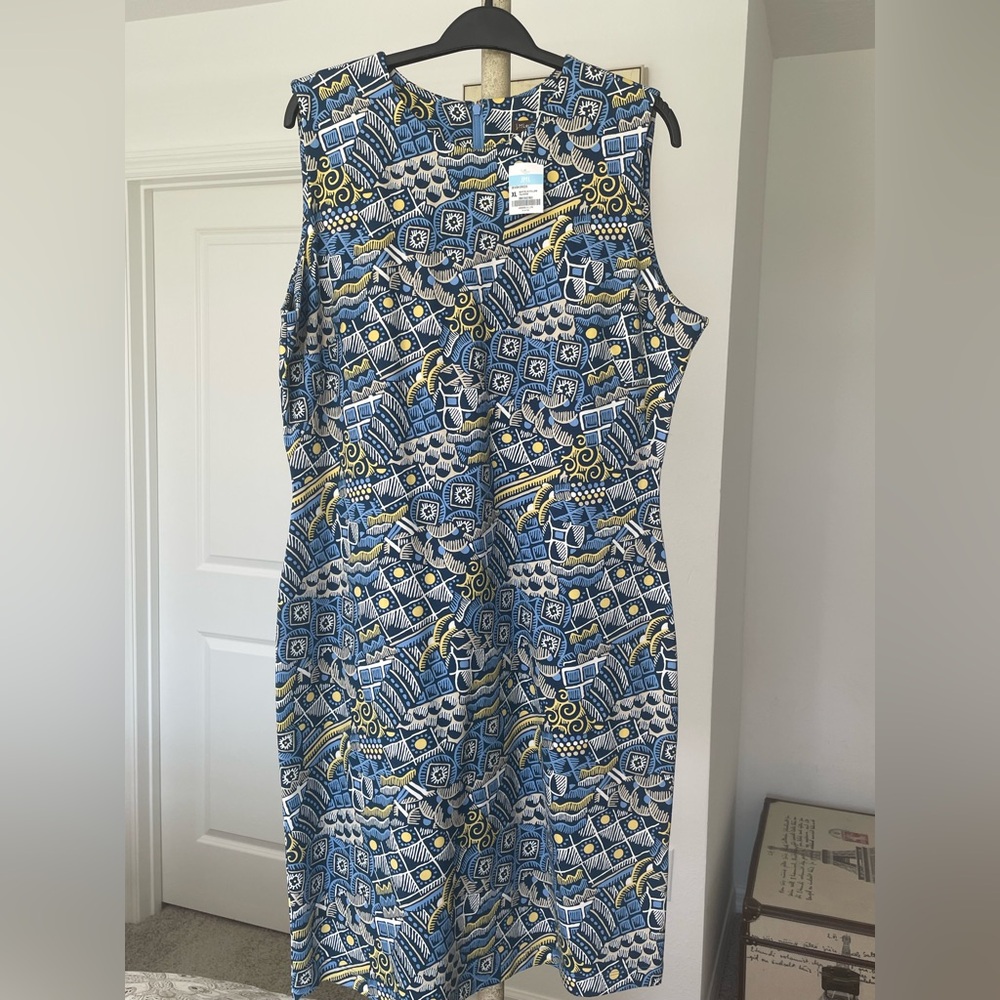 Sleeveless summer dress.